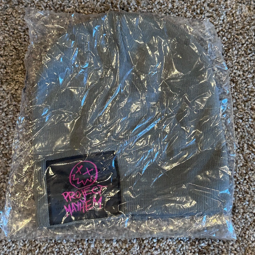 NWT Gray Project Mayhem Beanie Stocking Cap
